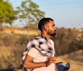 Shivam Tiwari, 22, Muzaffarpur