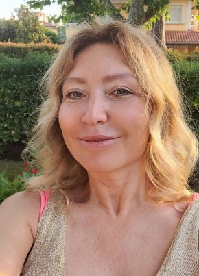 Марина из Санкт-Петербурга 49 лет