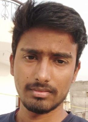 Rohan Thakur, 20, India, Delhi