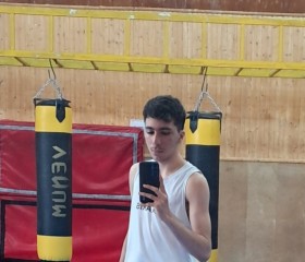 امیر علی, 18, Tehran