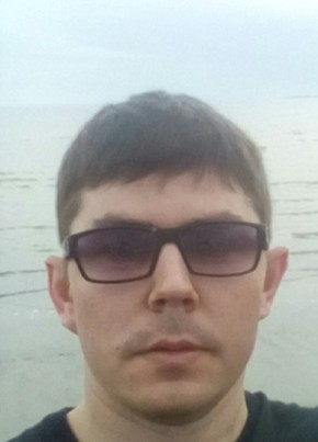 албанец, 36, Россия, Казань