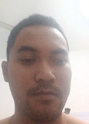 man из Petaling Jaya 33 года