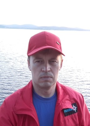 Александр из Среднеуральска 49 лет