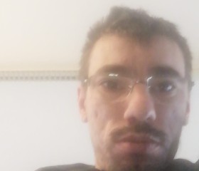 Benjamin, 24, Soissons