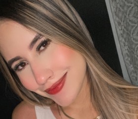Karla Noguera, 26, Doral