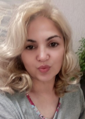 Елена из Тюмени 45 лет