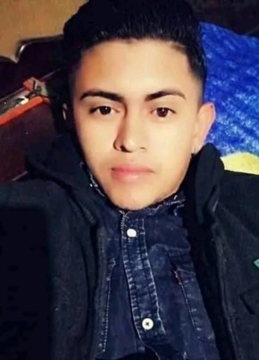 Luis, 22, República de El Salvador, Santa Ana