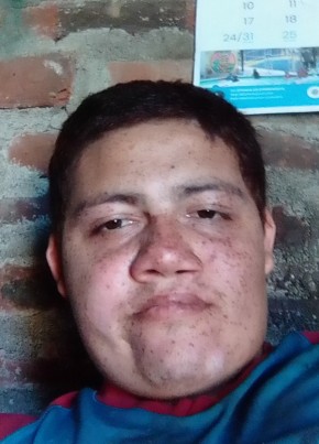 Francisco, 24, República de El Salvador, San Salvador