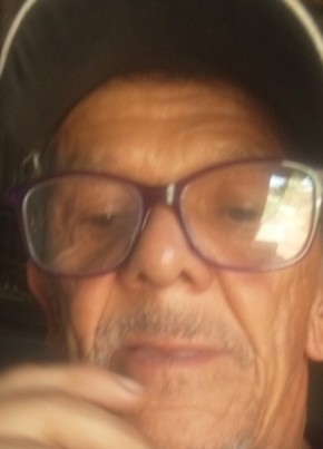 José из Brasília 63 года