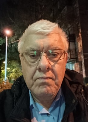 Игорь из Москвы 72 года