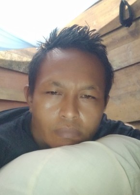 Petro nella Nell, 42, Indonesia, Jambi