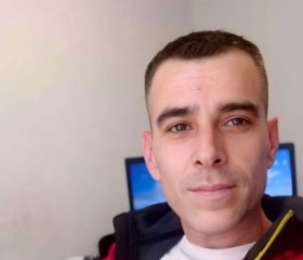 Gjeki, 44, Pristina