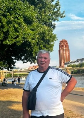 Andrei из Frankfurt am Main 55 лет