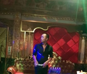 Truong giang, 39, Hanoi