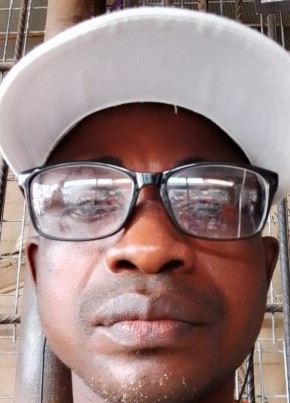 Bayo, 52, Nigeria, Lagos
