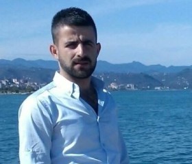 Osman, 37, Sakata