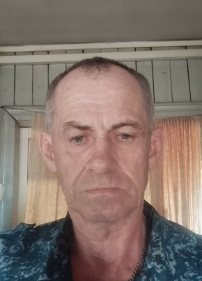 Анатолий из Новосибирска 19 лет