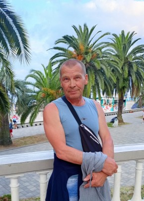 Александр из Балаково 63 года