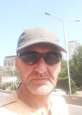 გია, 49, საქართველო, თბილისი