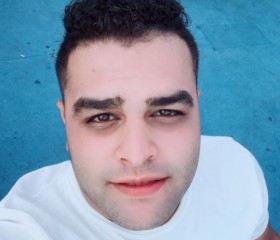 Ahmed, 29, Paros