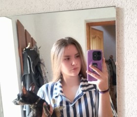 Polina, 21, Kaliningrad