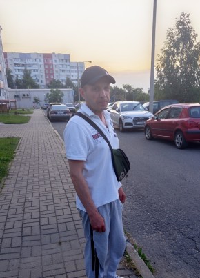 Sasha, 42, Belarus, Rechytsa