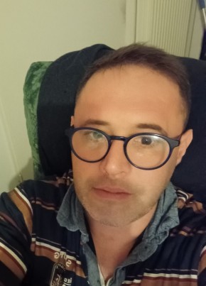 Christophe, 42, République Française, Saint-Quentin