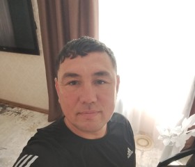 Rustam, 42, Yasnyy