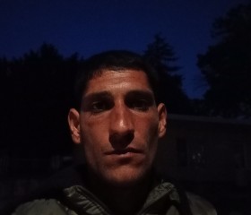 Bobi Khristov, 33, Pleven