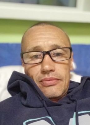 Евгений из Новосибирска 46 лет