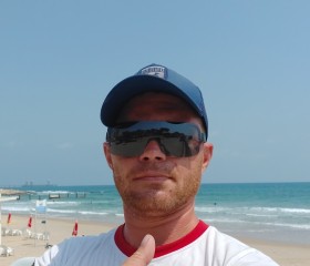 Антон Кошелохов, 41 год, בת ים