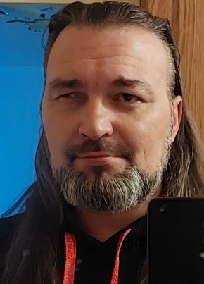 Mihail из Санкт-Петербурга 42 года
