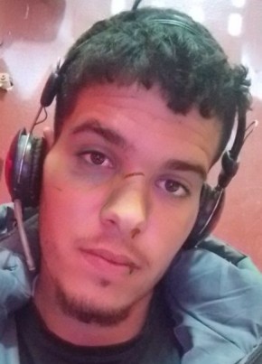 Abdou, 22, People’s Democratic Republic of Algeria, El Attaf