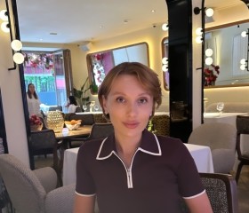 Anastasia, 35, London