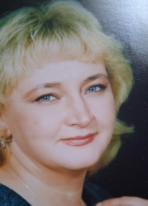 Ирина, 59, Россия, Санкт-Петербург