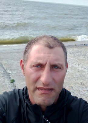Вардан из Рубцовска 40 лет