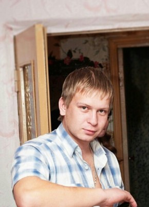 Артемка, 34, Россия, Калуга
