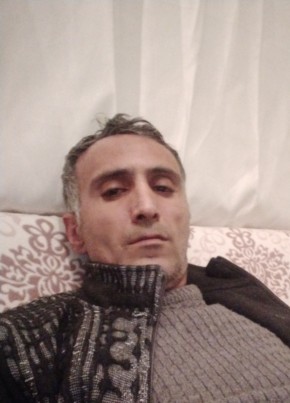 MAHSUM, 39, Türkiye Cumhuriyeti, İstanbul