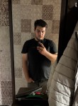 Konstantin, 24, London
