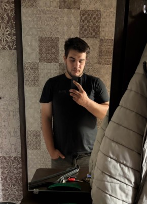 Konstantin из London 24 года