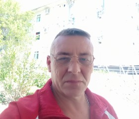 Олег, 53 года, Севастополь