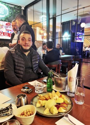 Hasan, 24, Türkiye Cumhuriyeti, Trabzon
