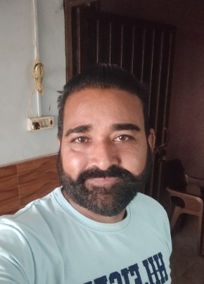 Rank, 40, India, Ludhiana