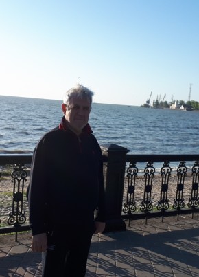 Frank, 70, Россия, Таганрог