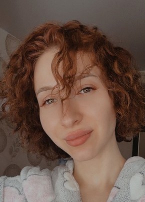 Дарья из Саратова 27 лет