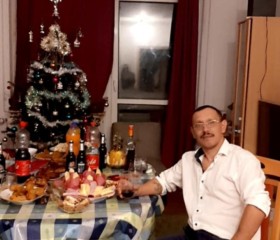 Vitalii, 47, Opole