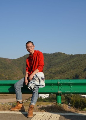 朱锦辉, 24, 中华人民共和国, 北京市
