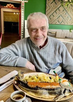 Oleg Arkhipov, 62, Russia, Kostroma