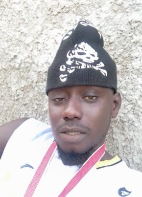 Bambo, 31, Republic of The Gambia, Brikama
