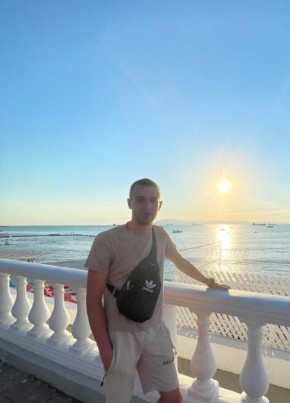 Денис